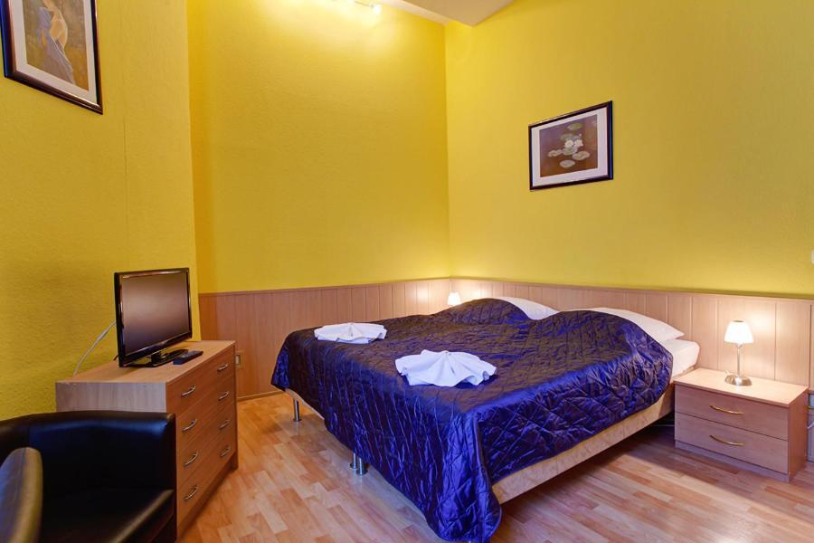Hotel-Pension Am Savignyplatz - Berlin — Photos 3